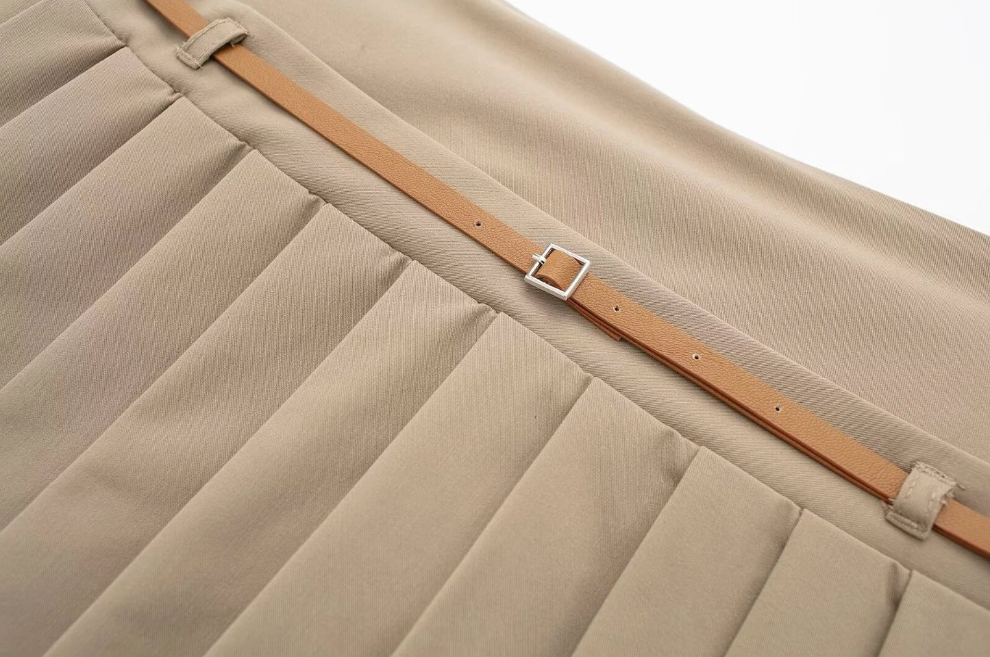 Ruka-Inspired Beige Pleated Belted Skirt – BabyMonster Edition