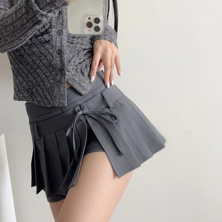 Ruka-Inspired Grey Pleated Tie-Waist Skort – BabyMonster Edition