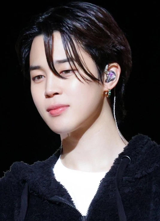 Jimin-Inspired Gold Emerald Earrings – BTS Edition