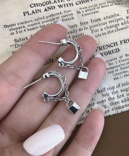 Silver lock Chain Earrings | Jisung – Stray Kids