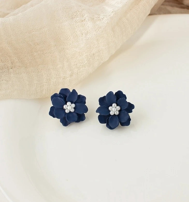 Jimin-Inspired Navy Blue Flower Gem Earrings – BTS Edition