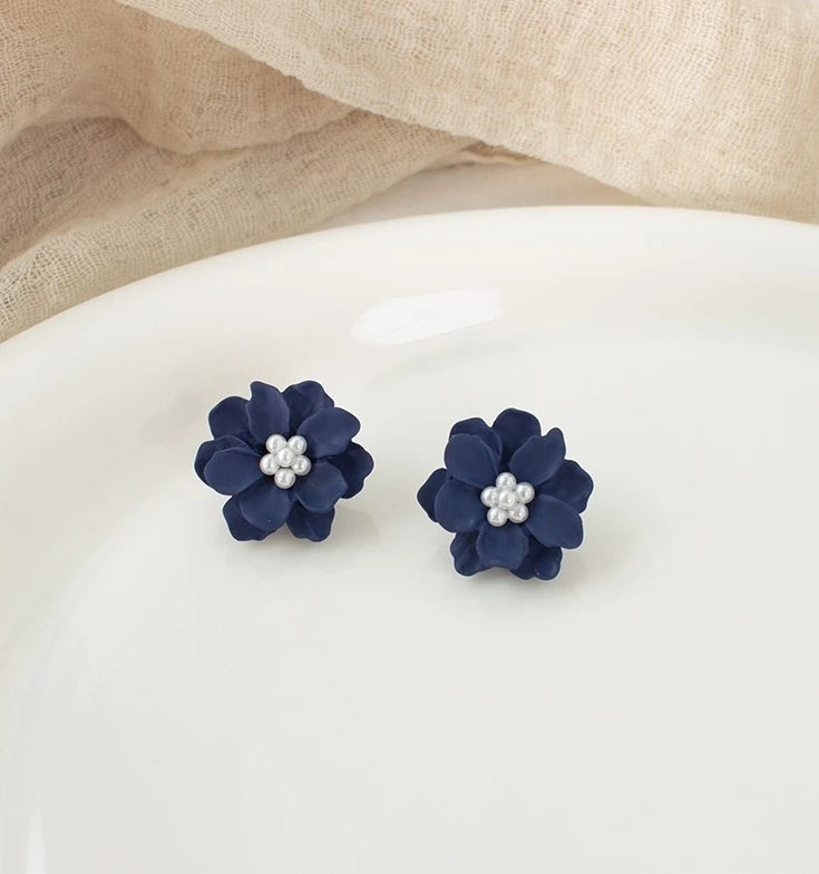 Jimin-Inspired Navy Blue Flower Gem Earrings – BTS Edition