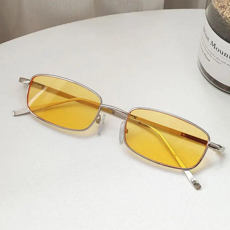 Hyunjin-Inspired Red Rectangle Frame Sunglasses – Stray Kids Edition