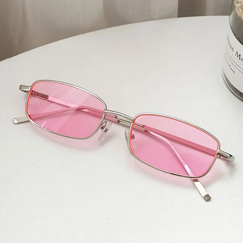 Hyunjin-Inspired Red Rectangle Frame Sunglasses – Stray Kids Edition