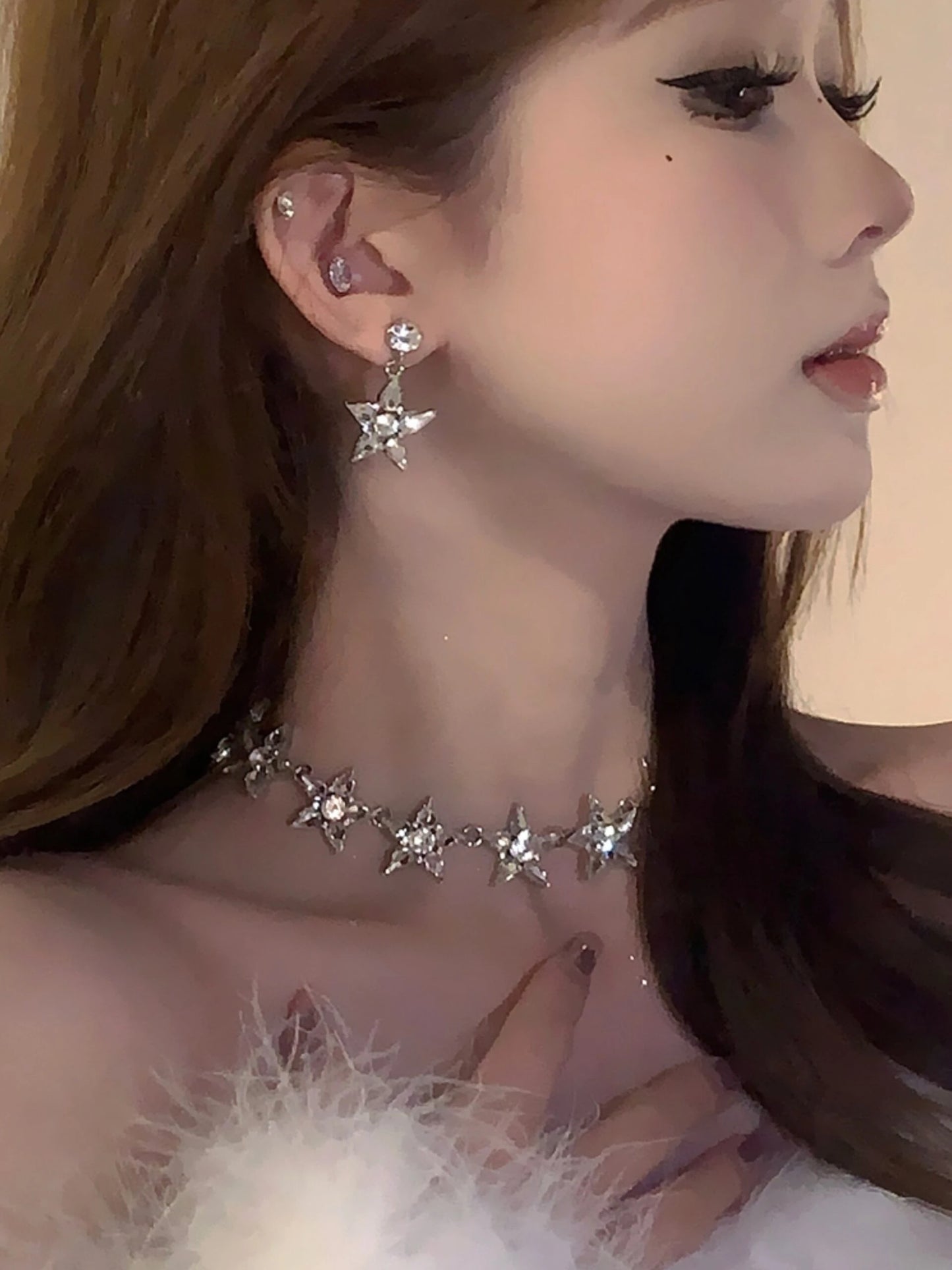 Pharita-Inspired Silver Crystal Stars Necklace – BabyMonster Edition