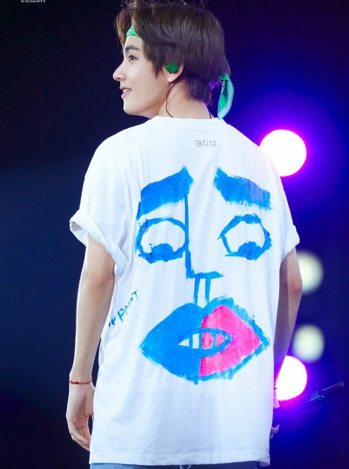 Taehyung-Inspired White Graffiti T-Shirt – BTS Edition
