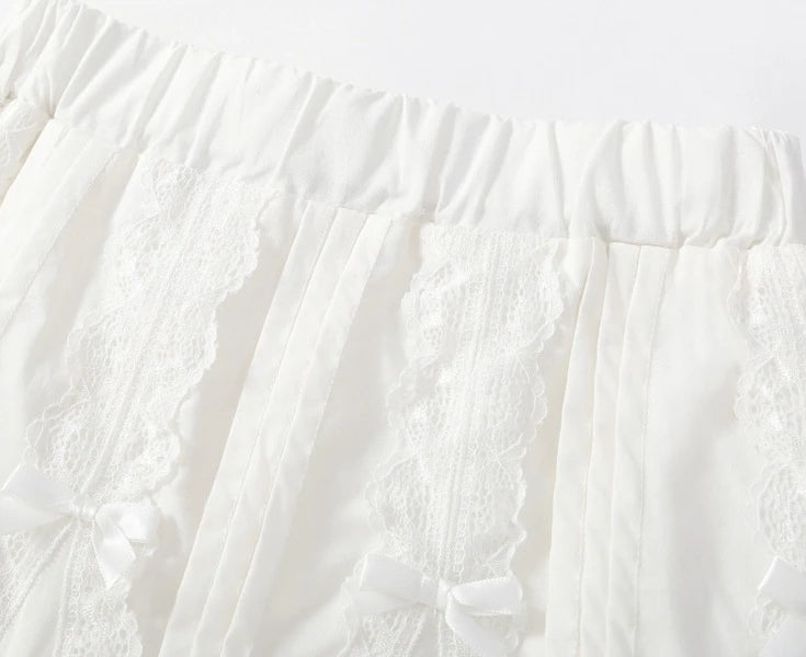 Ahyeon-Inspired White Mini Bows Croquette Skirt – BabyMonster Edition