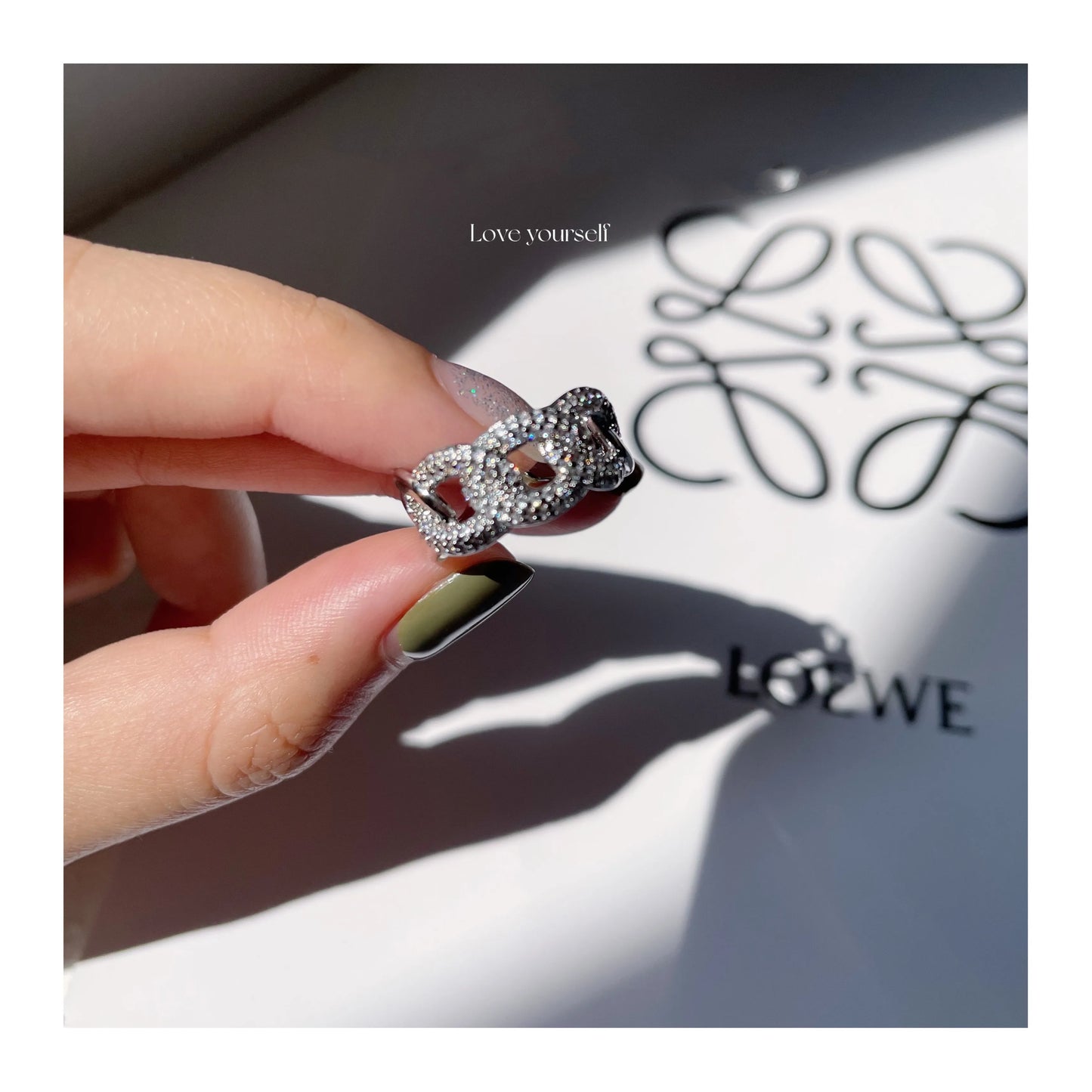 Jungkook-Inspired Silver Wired Ring – BTS Edition