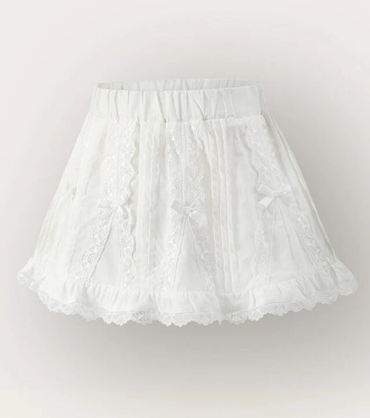 Ahyeon-Inspired White Mini Bows Croquette Skirt – BabyMonster Edition